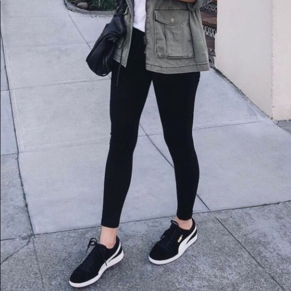 OS Solid Black (Noir) Butter Soft Leggings - Picture 2 of 4